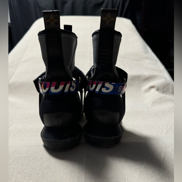 Louis Vuitton neoprene and leather booties - Picture 3 of 6